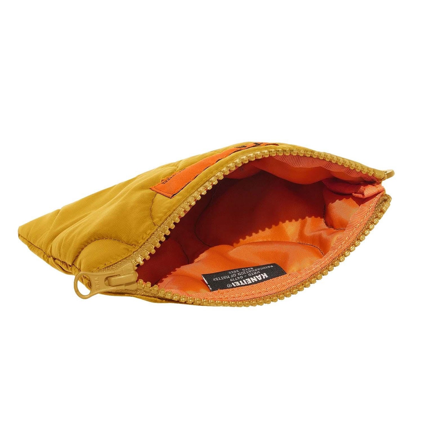 QUILTED FLAT POUCH M MUSTARD OPEN