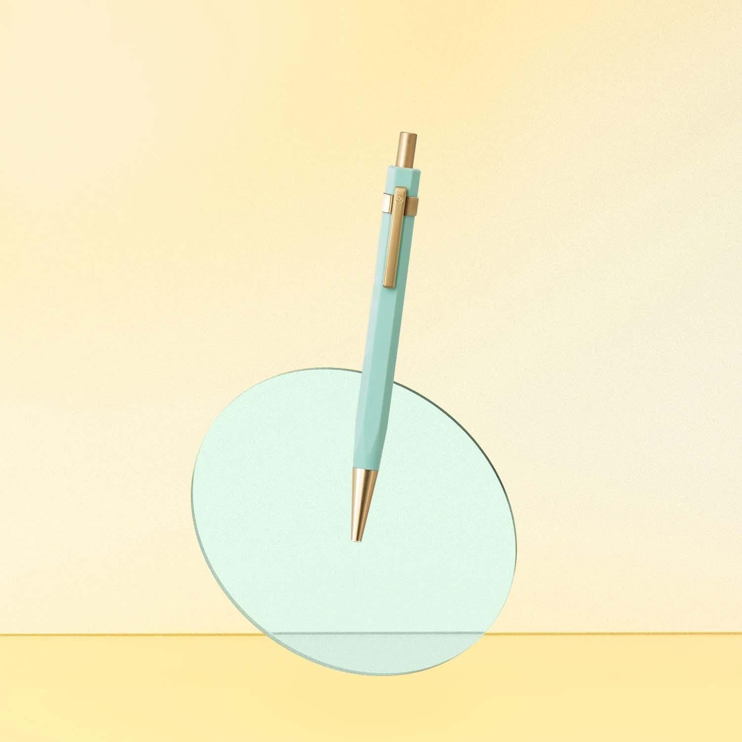 Glamour Evolve Ocean Sustainable Ballpoint Pen Teal Green Design